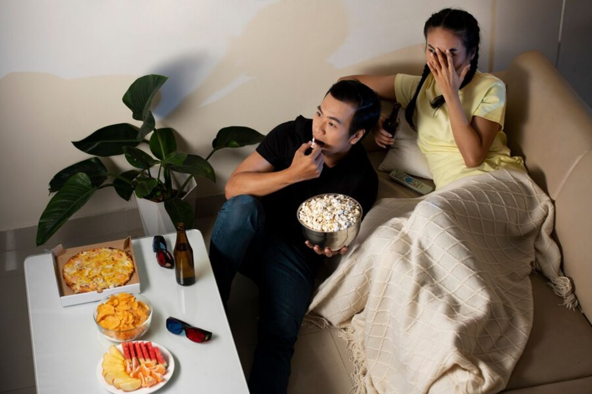 How to Create the Perfect Movie Night at Home